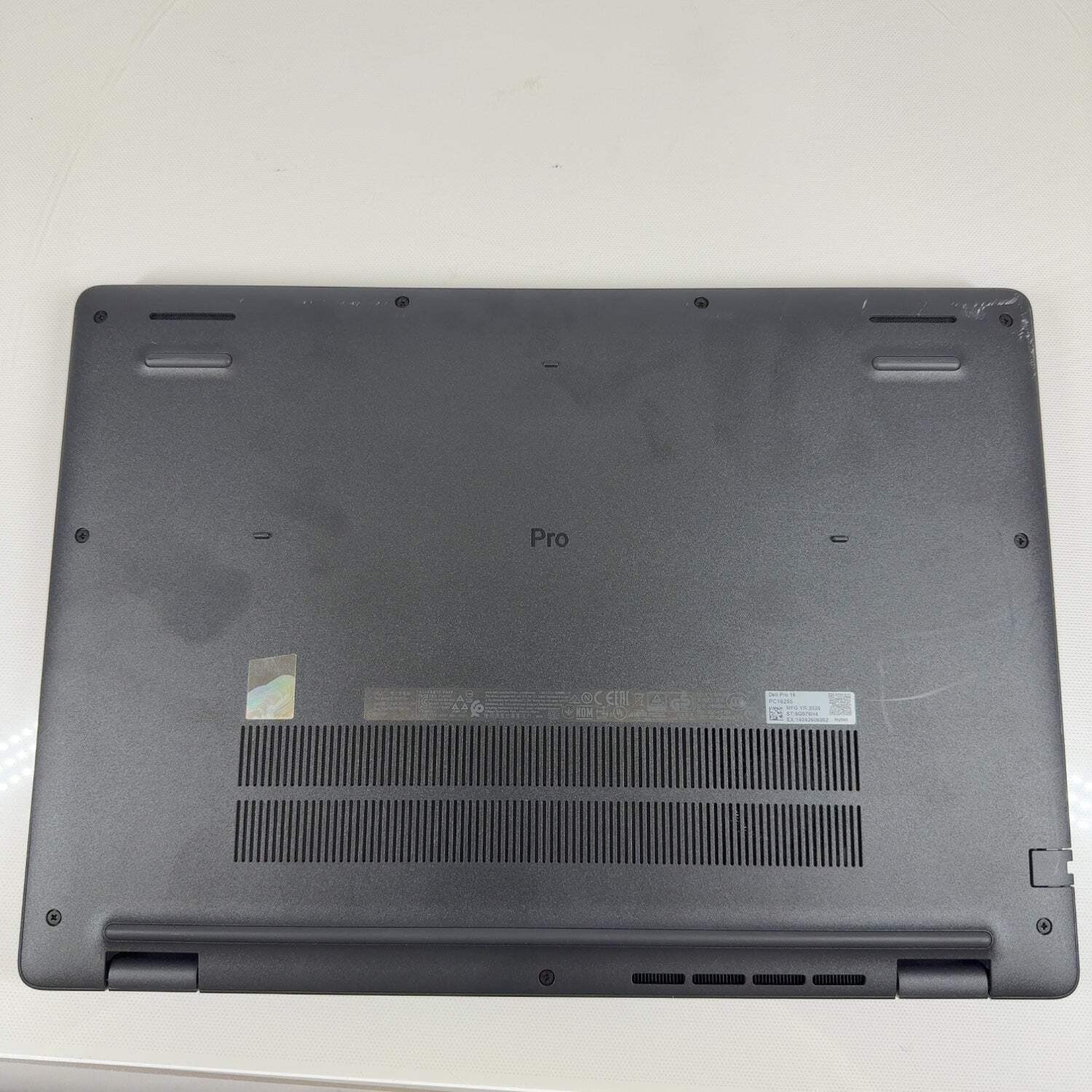 Dell Pro 16 PC16255 15.6″ Ryzen 5 Pro 215 3.2GHz 16GB RAM 256GB SSD
