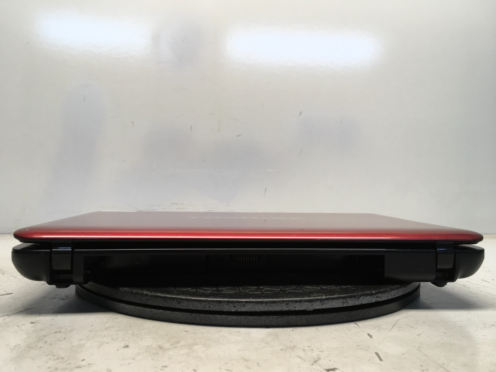 Toshiba Satellite L745D-S4220RD AMD E-350 1.6GHz 4 GB NO HDD