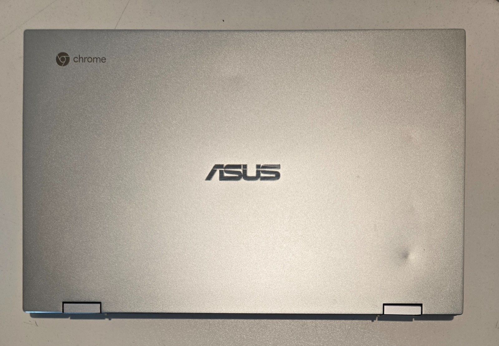 Chromebook laptop Asus 14″ FLIP 360 C433T 8gb Ram 64gb emmc good condition.