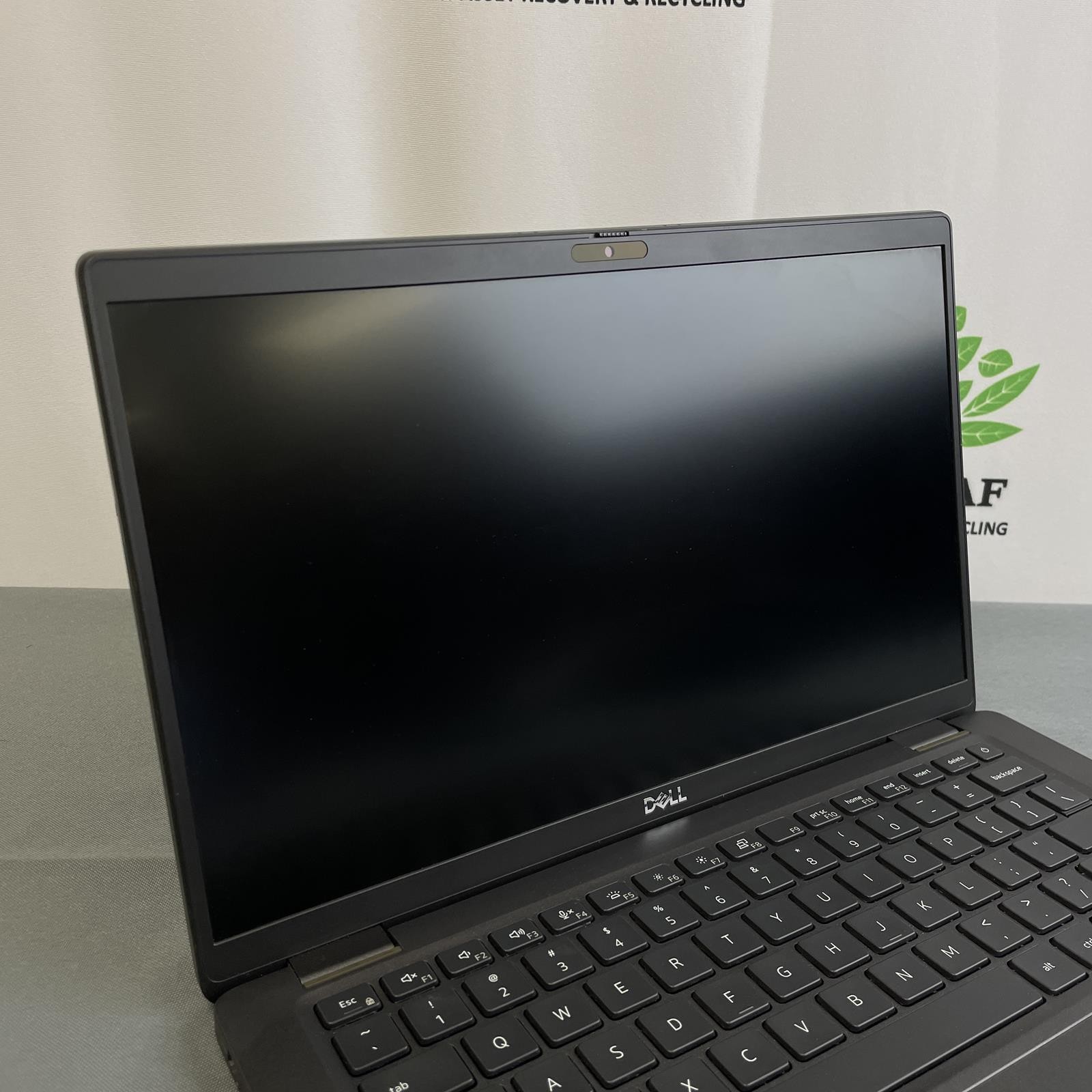 Dell Latitude 7410 14 in FHD, Core i5-10310U, 16GB, 256GB NVMe | Good