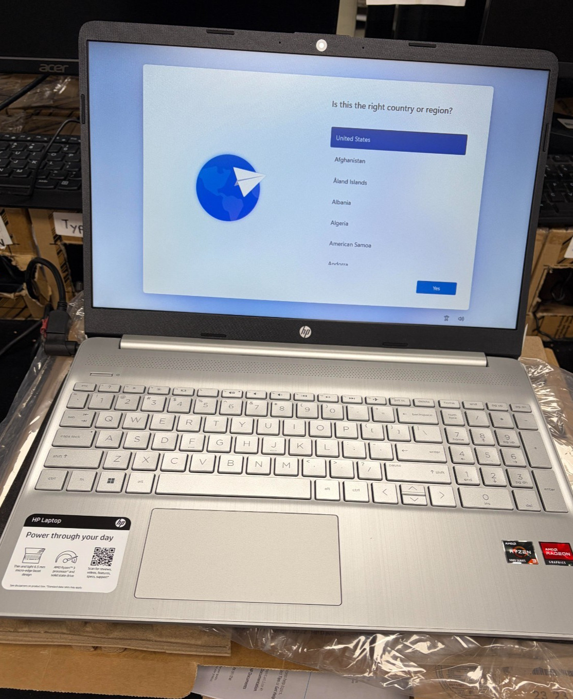 HP 15-ef2033dx 15.6″ HD Laptop – AMD R3-5300U – 8GB Memory – 256GB SSD – Silver