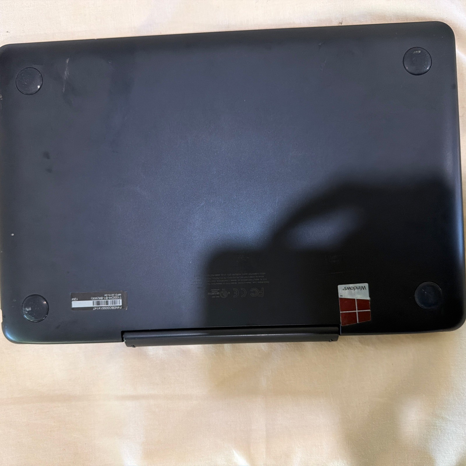 ASUS T100 Laptop FOR REPAIR OR PARTS black