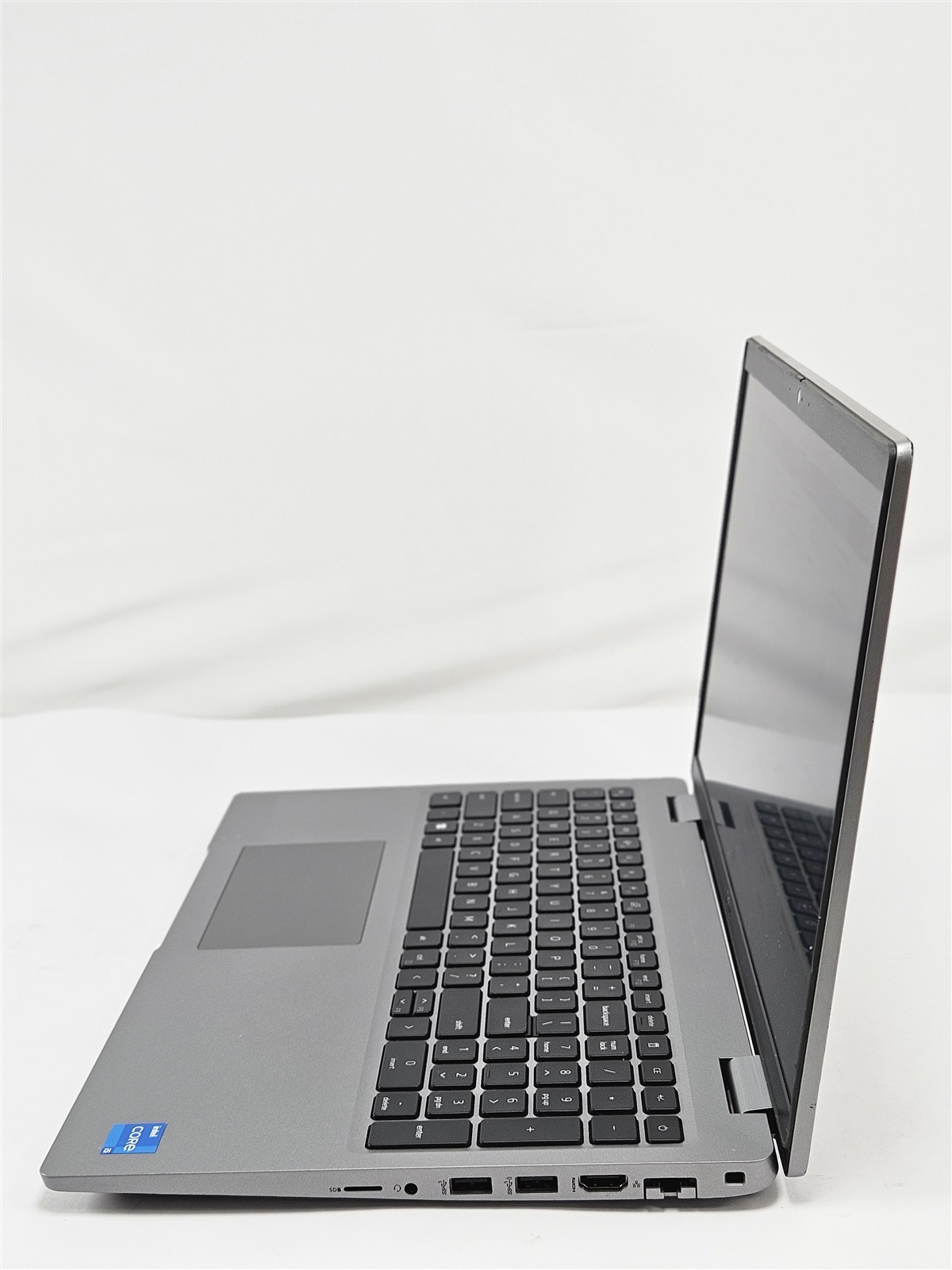 Dell 15.6″ Latitude 5530 16GB 256GB SSD i5-1245U Iris Xe Business Laptop