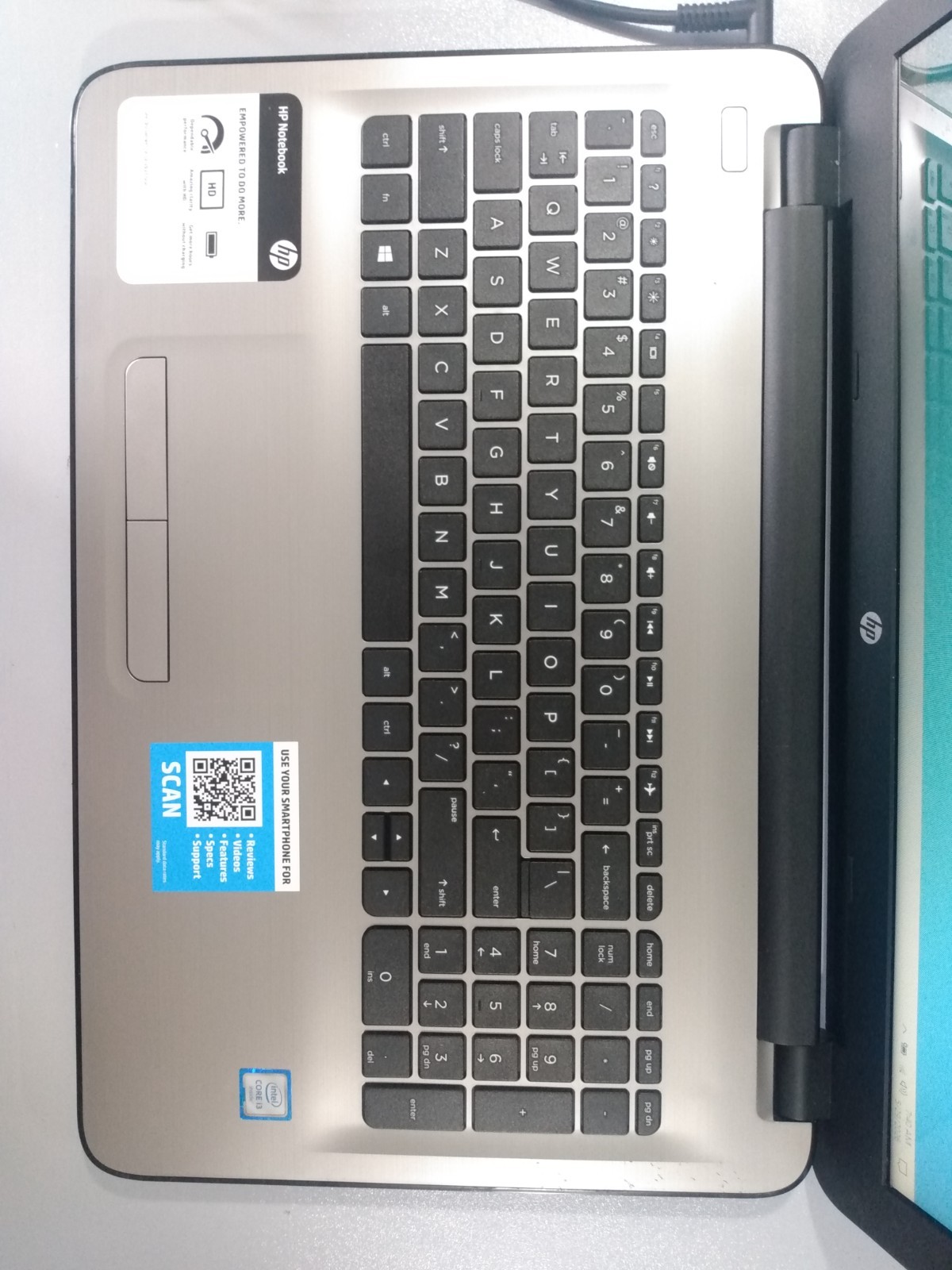 Hp 15-AY052NR windows 10 laptop