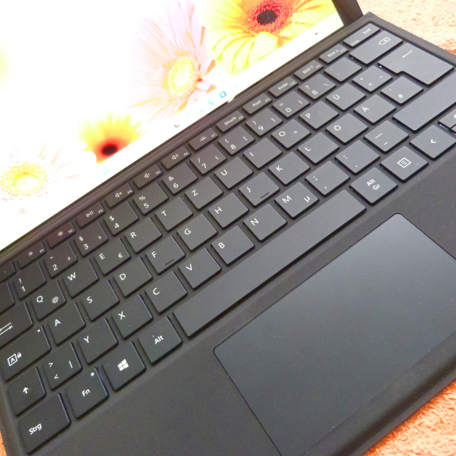 XXL LOT Surface Pro 7 PLUS 256GB Convertible 12″ 2K QHD TOUCH Windows 11