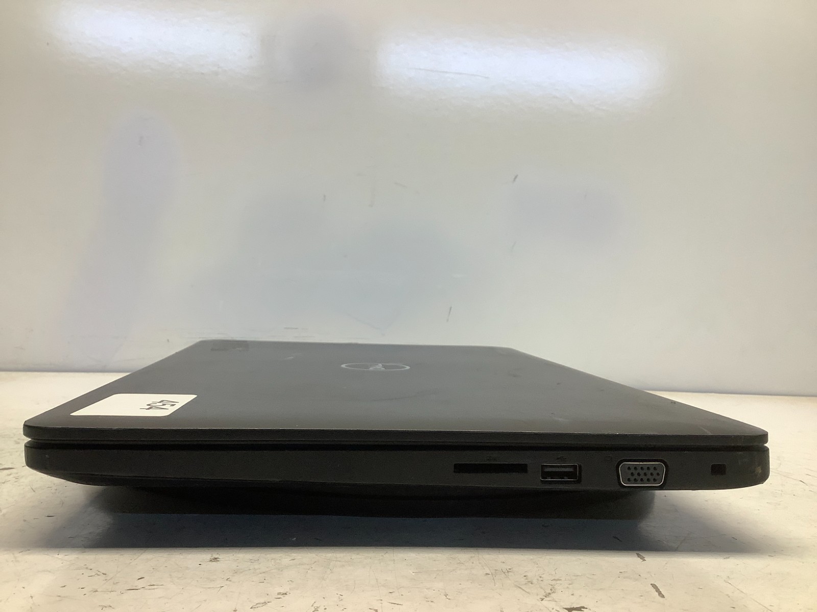 Dell Latitude 3580 Intel i3 No RAM NO HDD