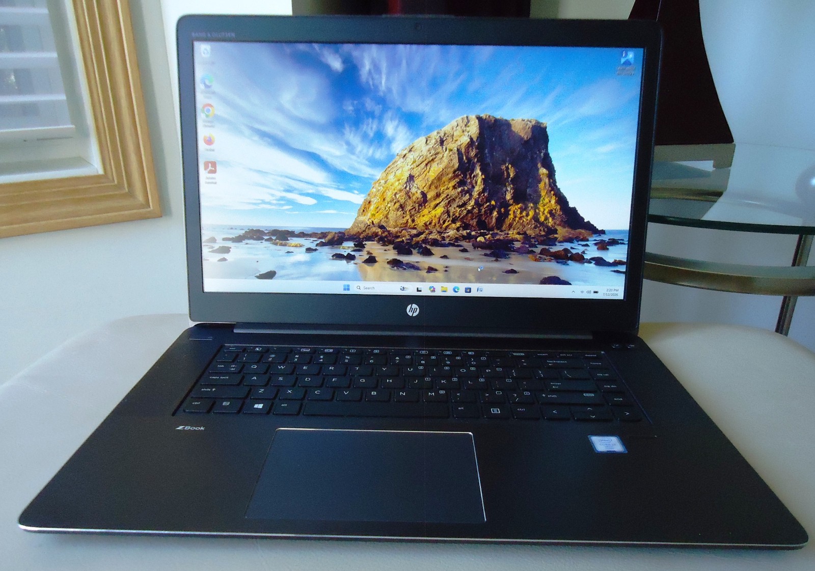 HP ZBook Studio G3 15″ i7-6820HQ 2.70GHz 8GB 128GB Windows 11 NVIDIA Quadro