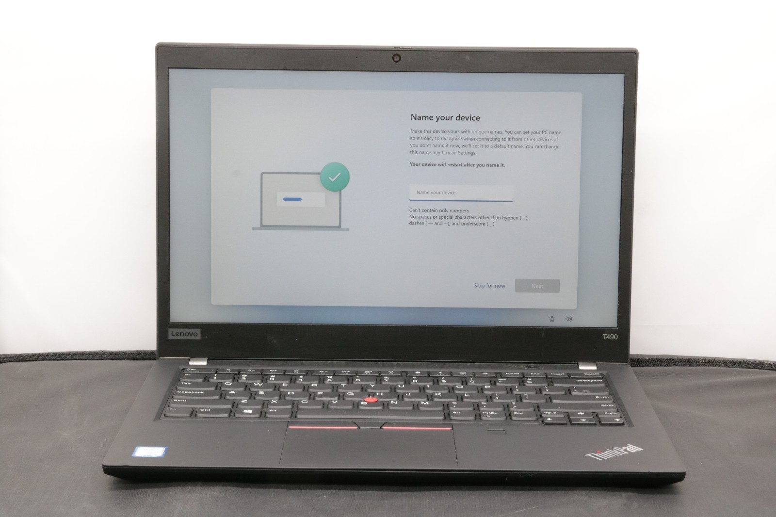 Lenovo ThinkPad T490 – i5-8365U – 8GB, 256GB, Windows 11 +Adapter (B Grade Worn)