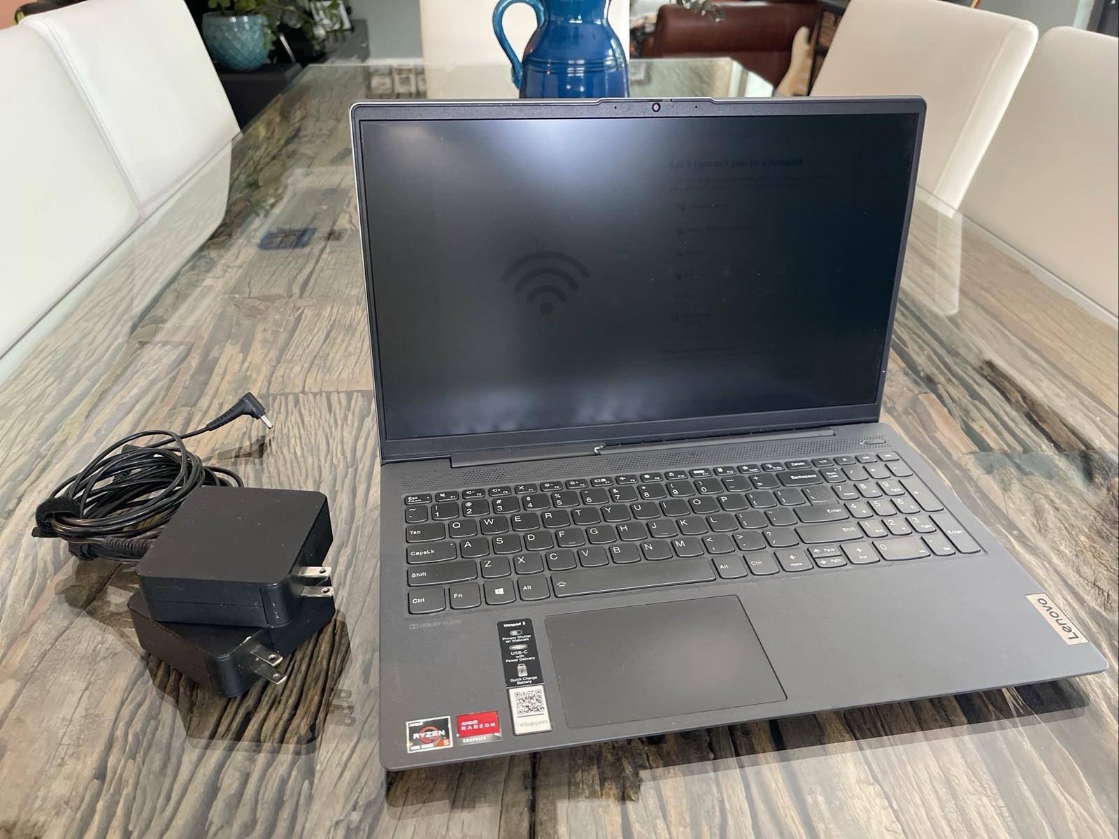 Lenovo IdeaPad 5 Ryzen 5• 8GB RAM• 256GB• Broken Screen + Hinge. Desktop /Repair