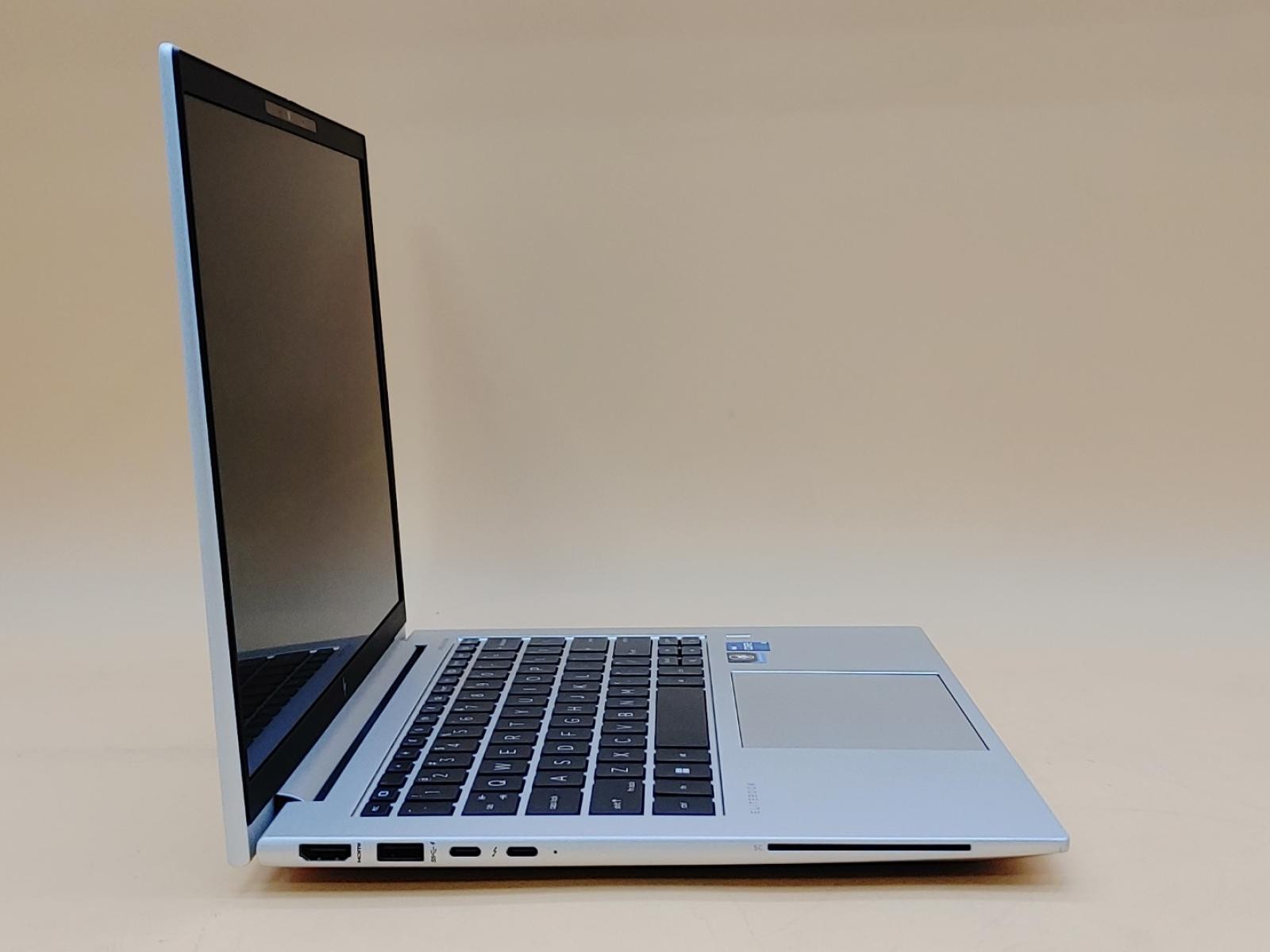 HP EliteBook 840 G9 14″ FHD Intel i5-1235U 16GB 512GB SSD Win11Pro *NO A/C*