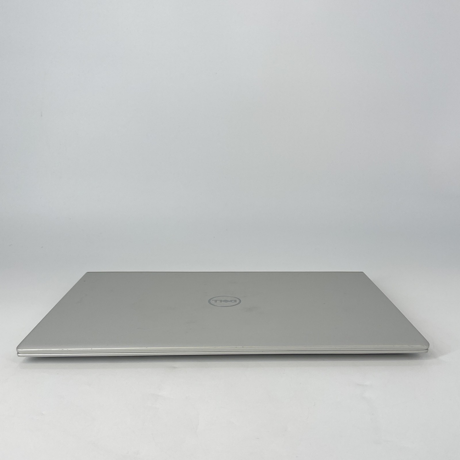 Dell Inspiron 5502 15.6 Silver FHD i7-1165G7 2.80GHz 12GB 512GB SSD Good