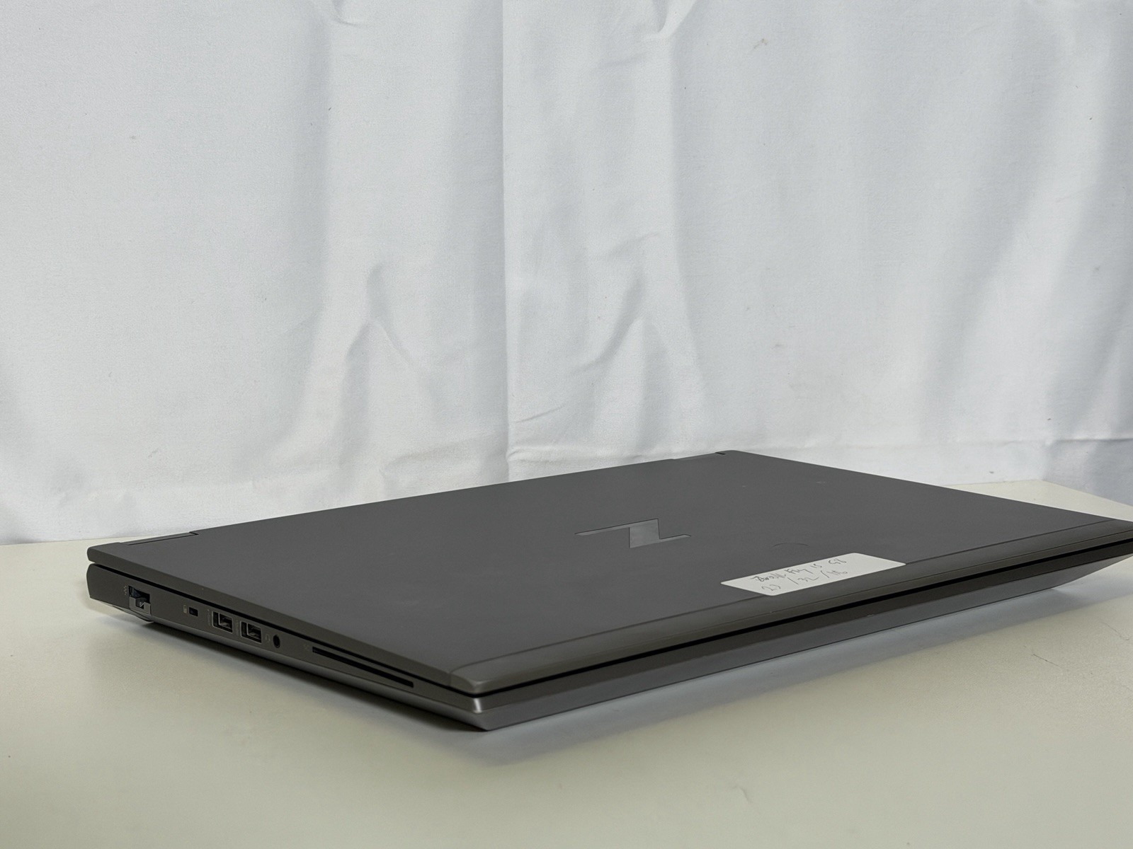 HP ZBook Fury 15 G8 15.6″ i7-11850H 32GB 1TB SSD NVIDIA T1200 Win11 Pro