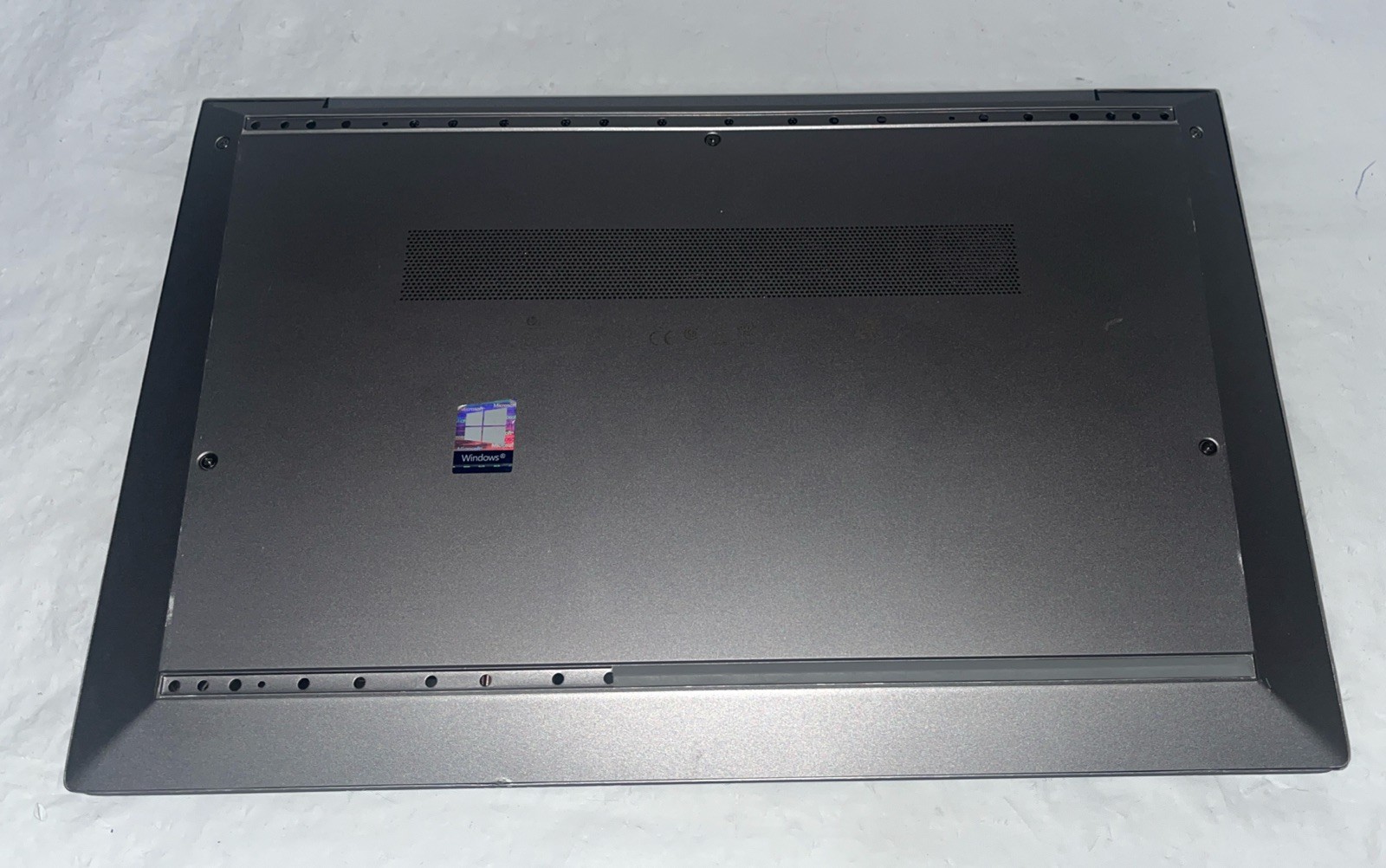 HP Z Book Firefly 14 G7 14″ i5-10310U@1.7GHz, 16GB RAM, 256 GB M2, W11P *READ*