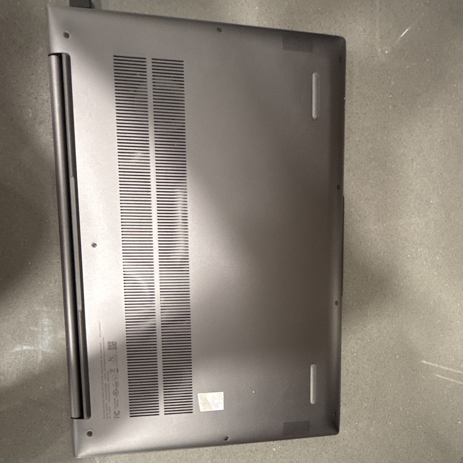 Lenovo Slim 7 16IAH7 16in i7-12700H 32GB 1TB SSD Win 11 Pro Gray