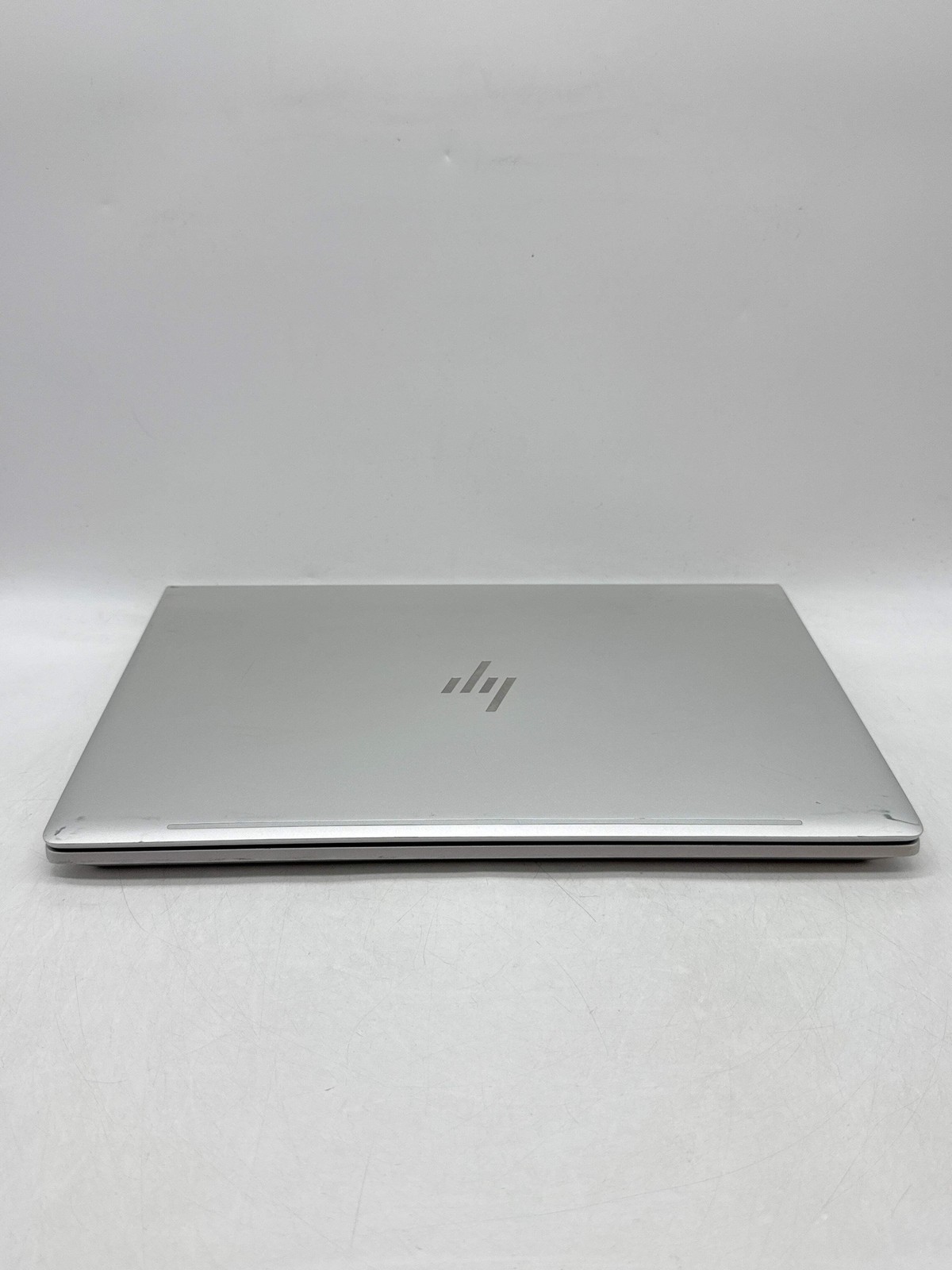 HP EliteBook 640 G10 14.0″ FHD Touch Core i5-1335U 1.30GHz 256GB SSD 8GB RAM