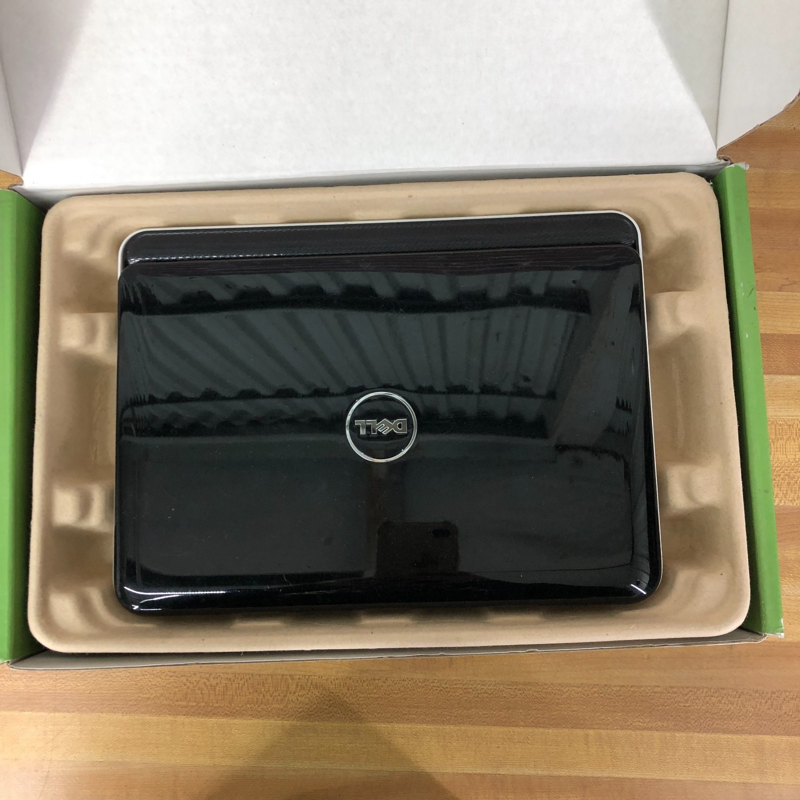 Dell Inspiron Mini Retro Gaming Laptop Intel Atom 1.66GHz 1GB RAM Windows 7 Pro
