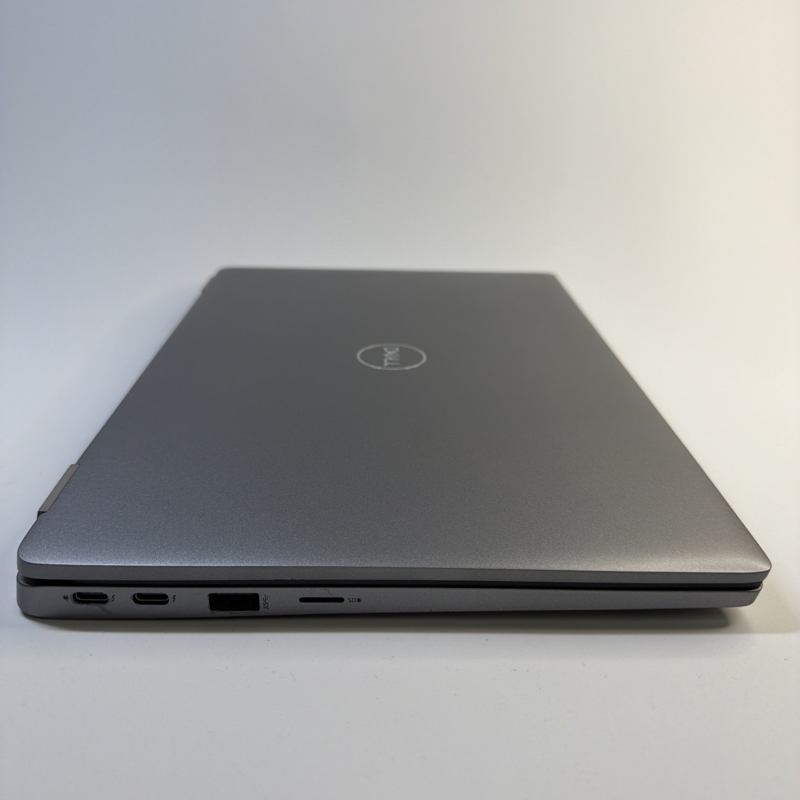 Dell Latitude 5320 13″ i5-1145G7 256GB SSD 16GB RAM 128GB Intel Iris Xe Graphics