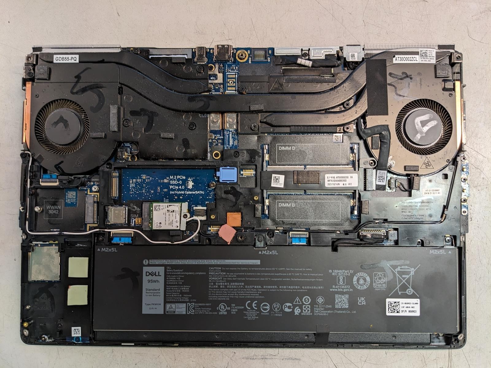 DELL PRECISION 7560 i7-11850H @ 2.50GHz, 4GB RAM, NO HDD/OS