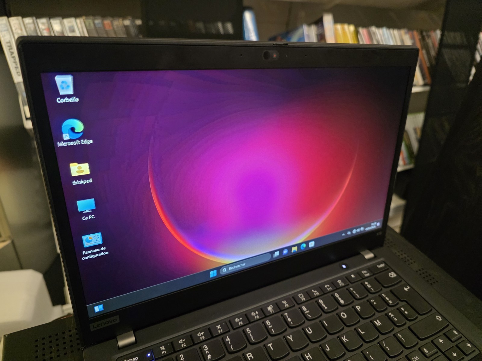 Lenovo X13 Lightweight 4G Sim Ryzen 5 8GB 256 SSD Windows 11 Pro Azerty Vgc