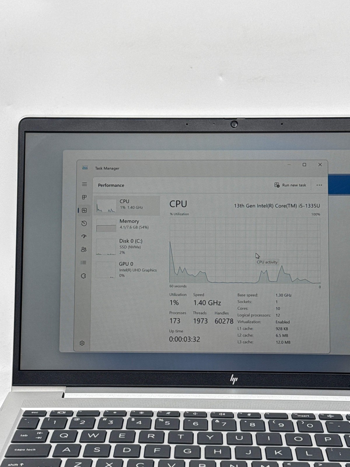 HP EliteBook 640 G10 14.0″ FHD Touch Core i5-1335U 1.30GHz 256GB SSD 8GB RAM