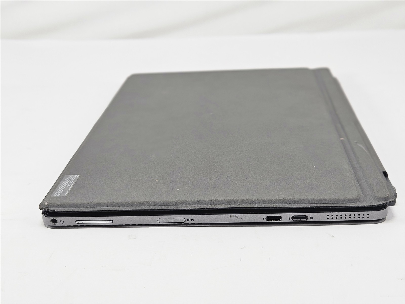 Dell Latitude 7210 Intel Core i7-10610U 16GB 512GB SSD 12.3″ Detachable