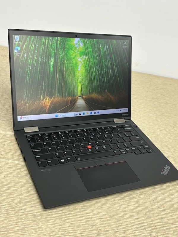 Lenovo ThinkPad X13 Yoga Gen 2 i5-1135G7 16GB 512GB SSD W11P Laptop (no touch)