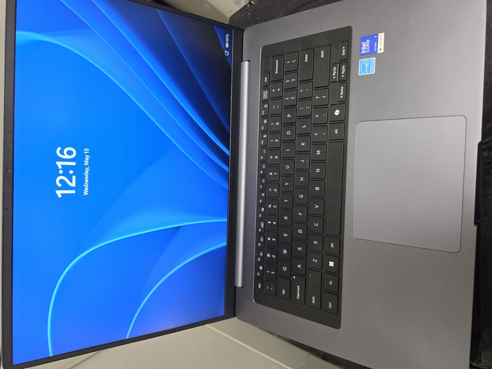 Samsung Galaxy Book 6 16″ FHD Laptop Intel Core Ultra 7 355/16GB/1TB Gray