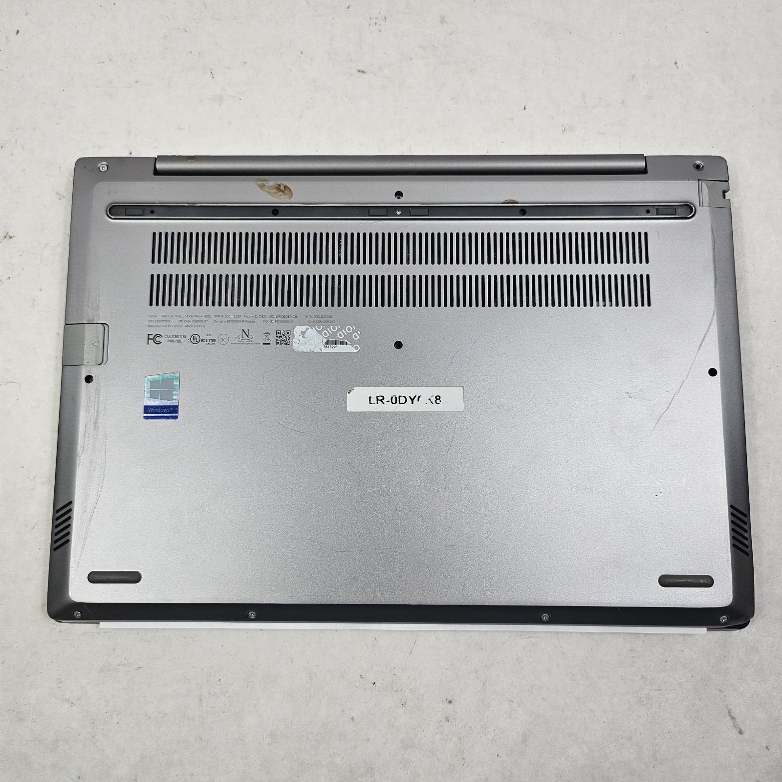 Lenovo Thinkbook 14-IIL Core i7-1065G7 1.3GHz 8GB RAM 512GB SSD No OS *READ