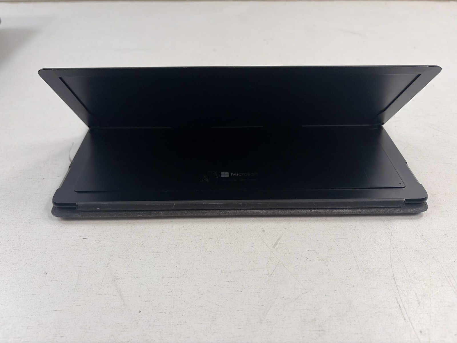 Microsoft Surface Pro X 1876 SQ1 512GB 3.00GHz 16GB Win 11 With Pen *Please Read
