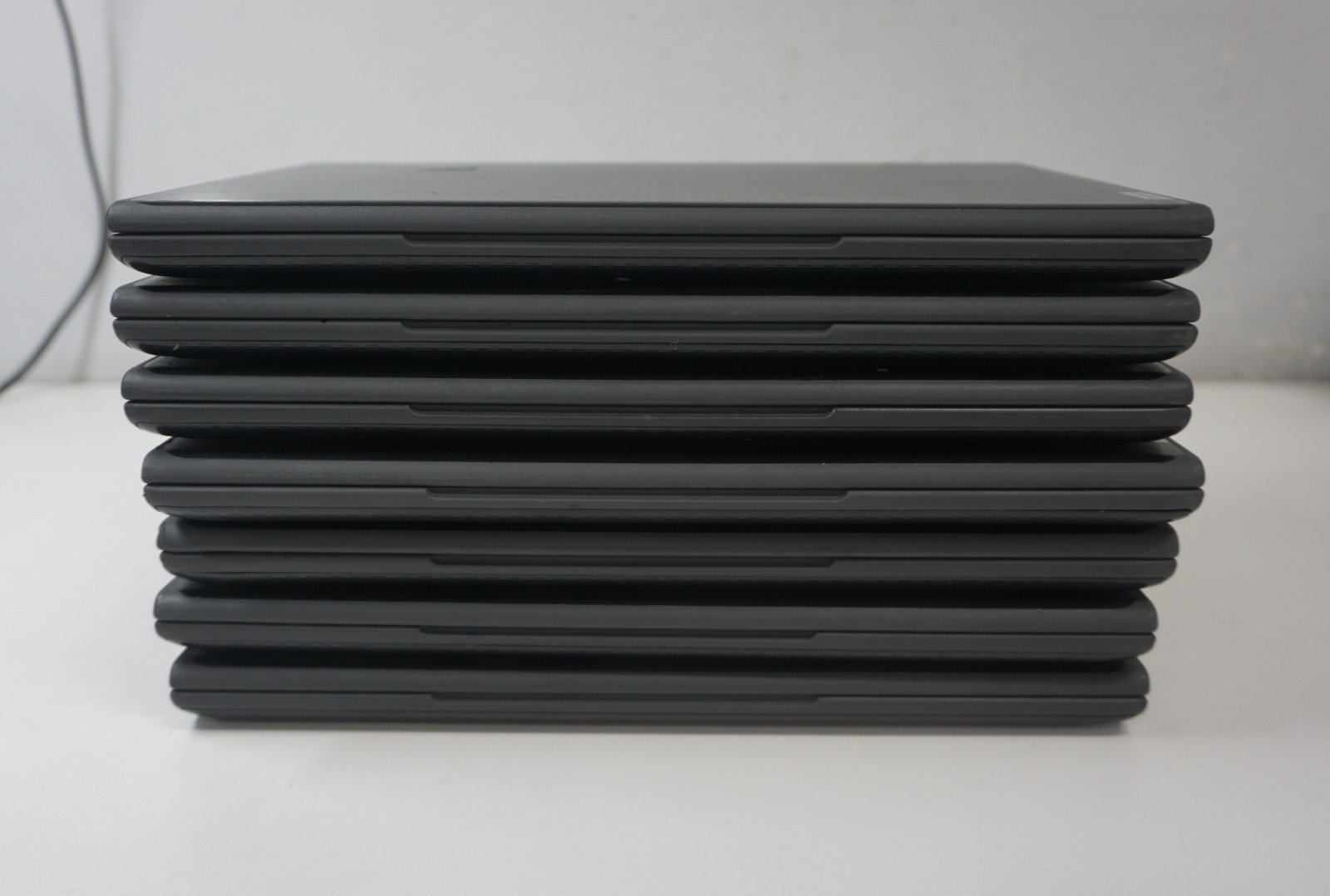 Lot of 7 Lenovo 300e 2nd Gen N4100@1.10GHz 4GB RAM 64GB NO OS Cosmetic Flaws