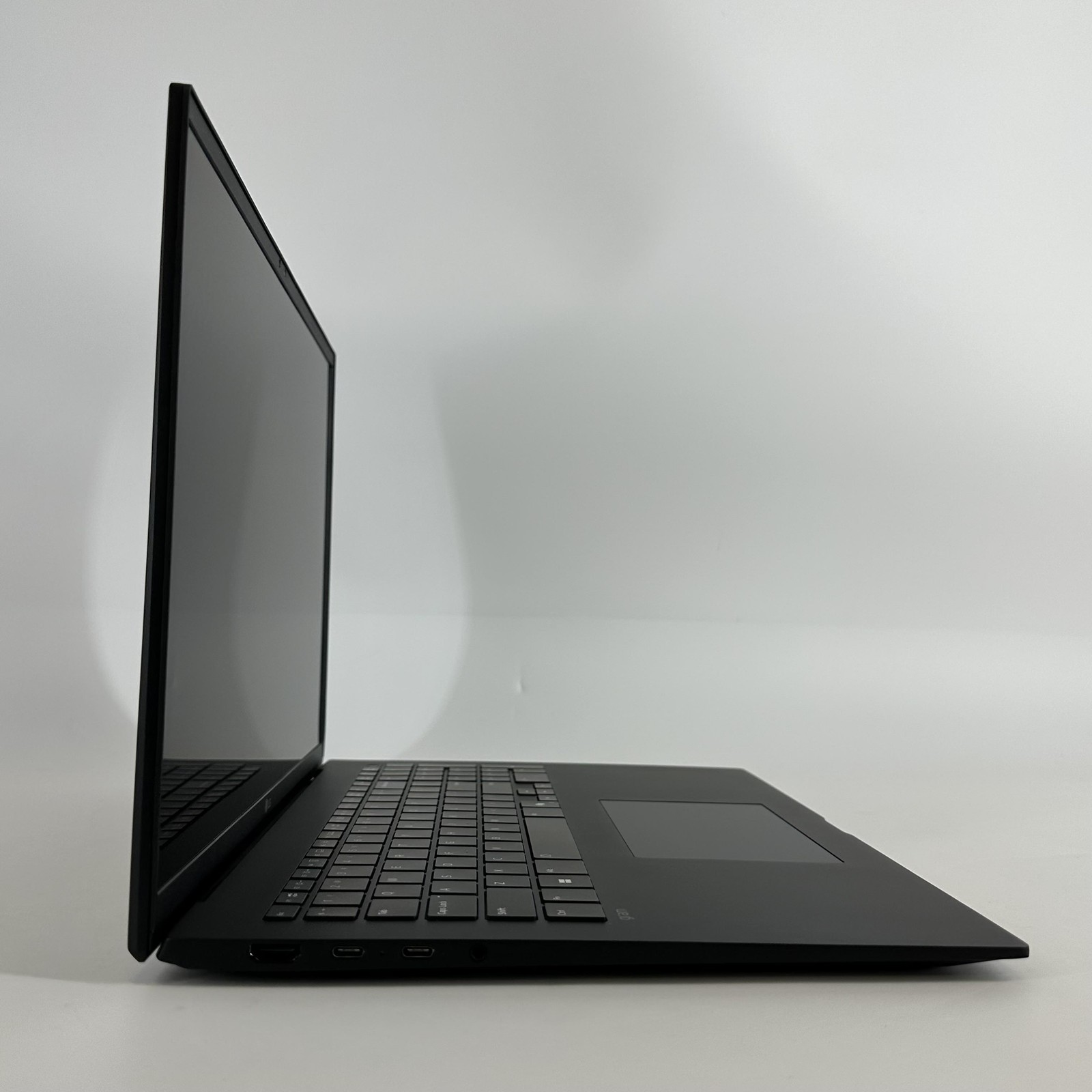 LG Gram 17 Black QHD+ 2.2 GHz Ultra 7 258V 32GB RAM 1TB SSD Excellent