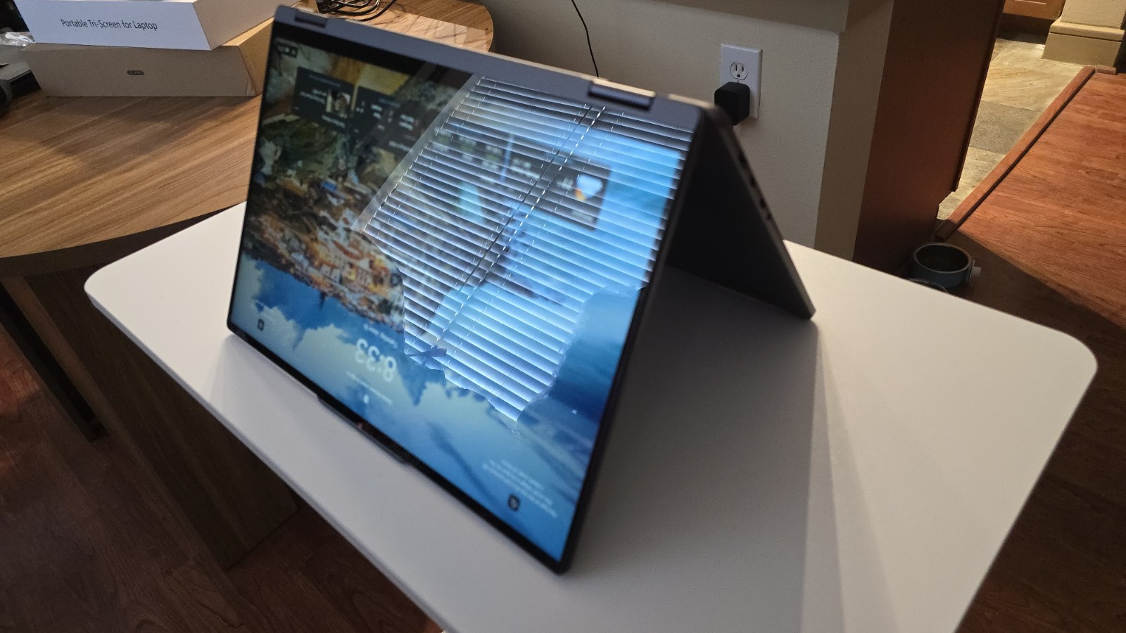 Lenova Yoga 7 2-in-1 Laptop 16GB RAM, 1TB SSD, Touchscreen