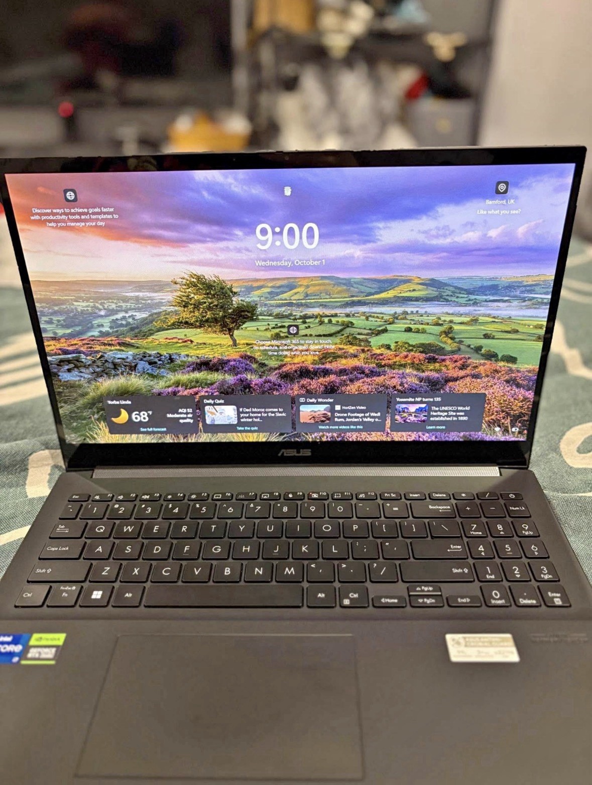 ASUS – Vivobook 15.6″ FHD OLED Creator Laptop Intel i7-13620H 16GB Memory 512GB