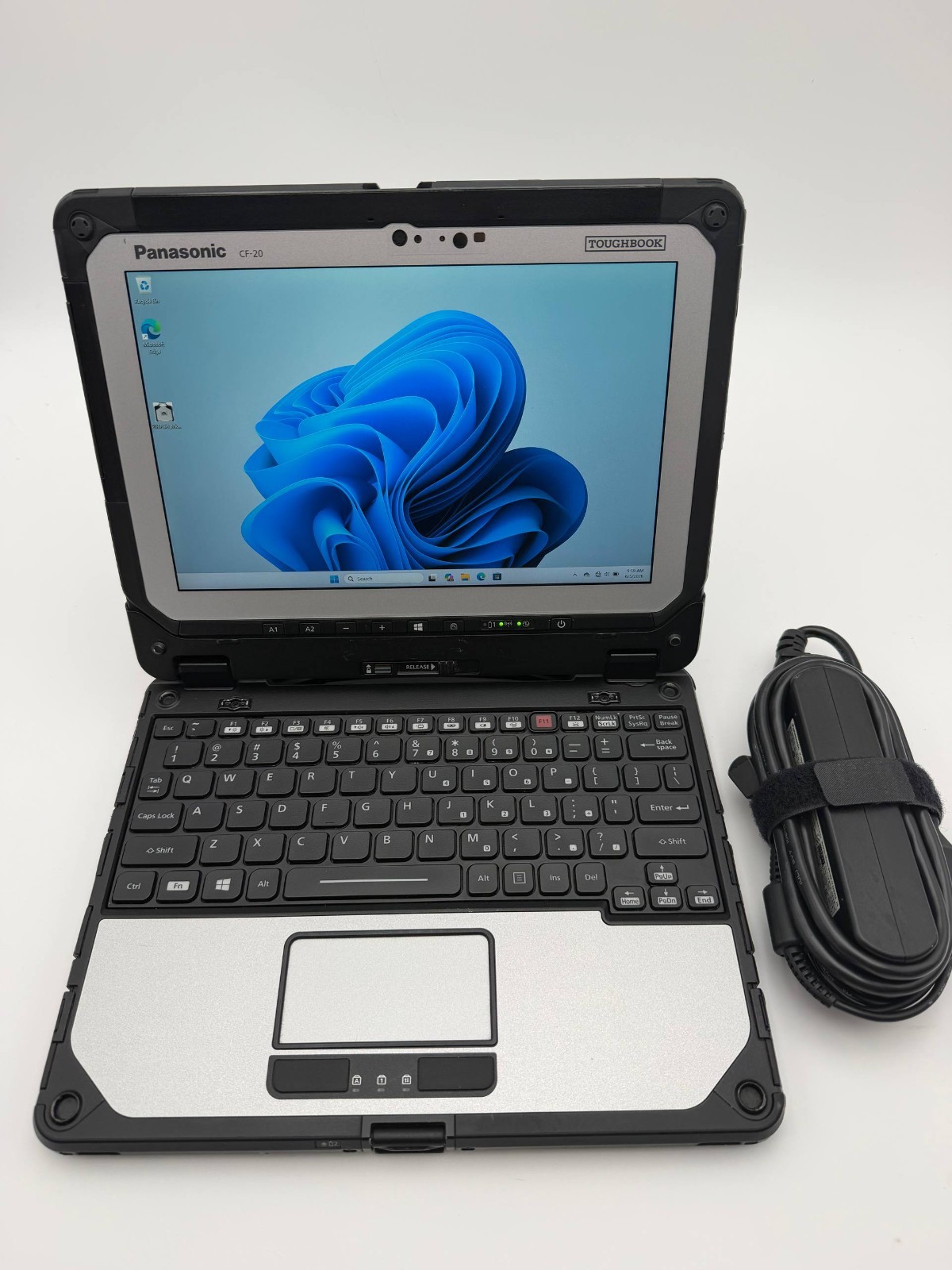Panasonic Toughbook CF-20 MK2 i5-7y57 8GB 256GB Barcode Win11pro 2 batteries