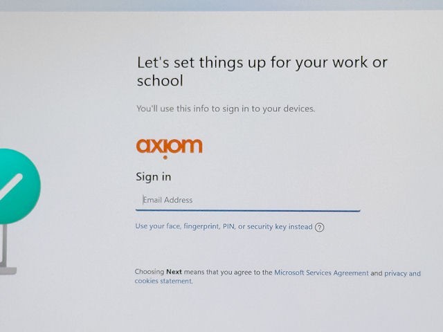 WORKS BUT HAS ISSUE MS Surface Laptop (2025) 13″ SD X Plus 16GB 256GB EP2-33442