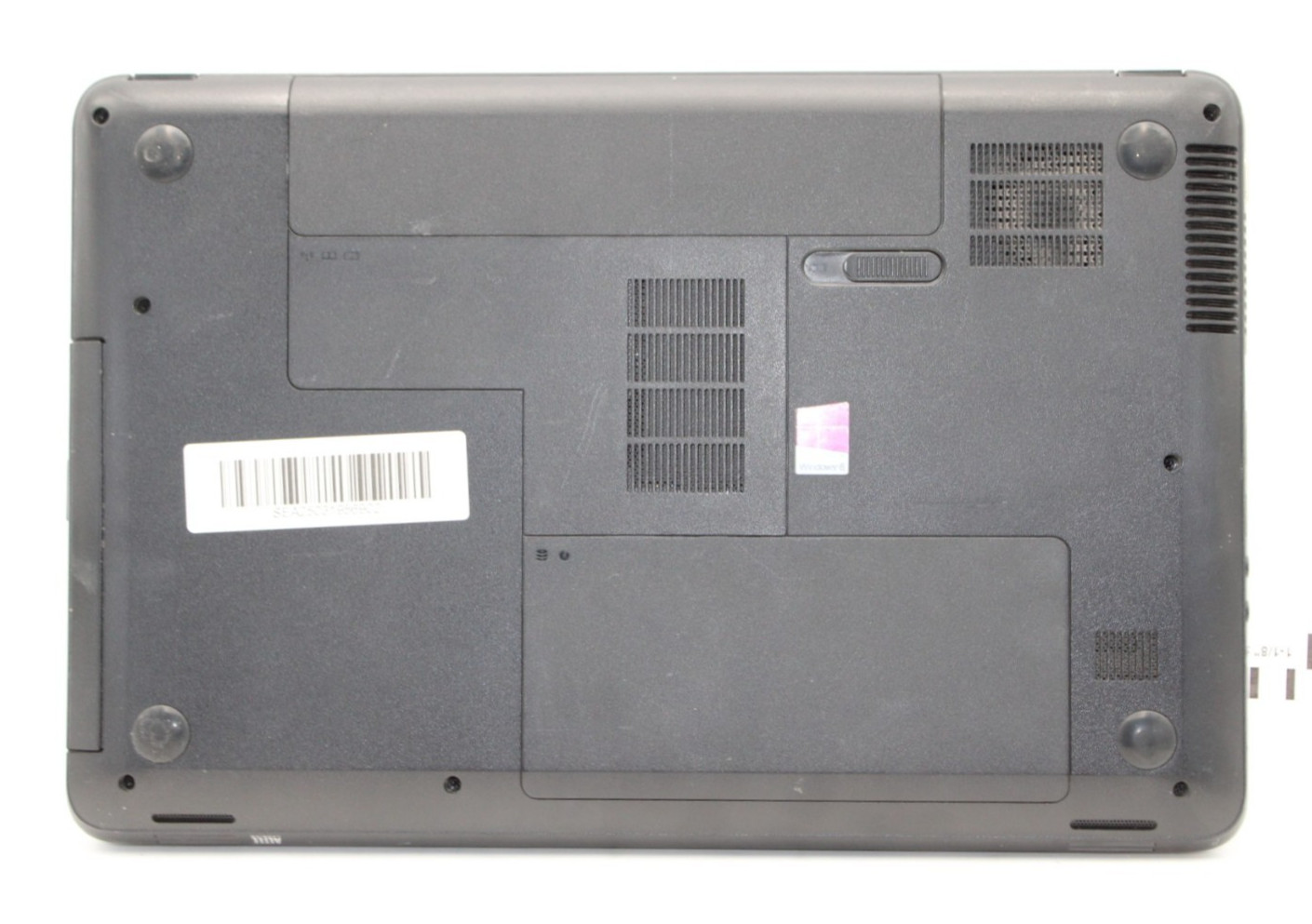 HP 2000-2d11DX i3-3100M@2.40GHz 4GB DDR3 NO STORAGE OR OS *USED/TESTED*