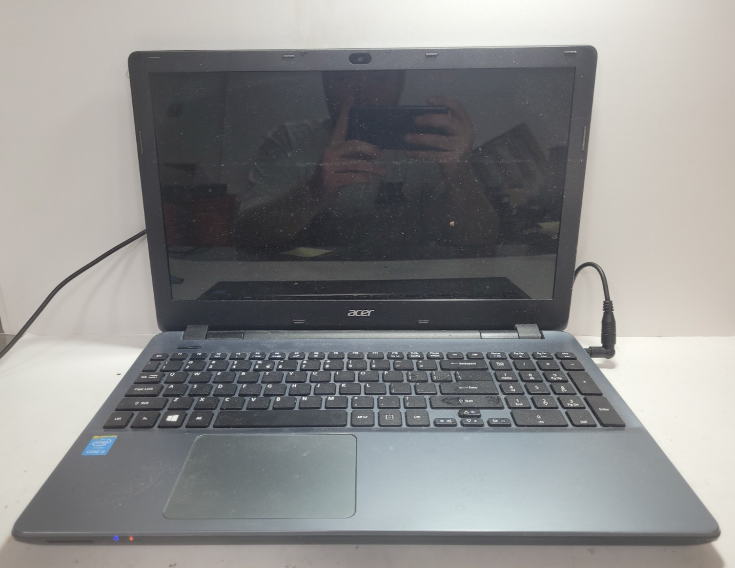 ACER ASPIRE E5-571 w/i5-5200U, 4GB RAM, 500GB HDD Laptop for Repair #0406