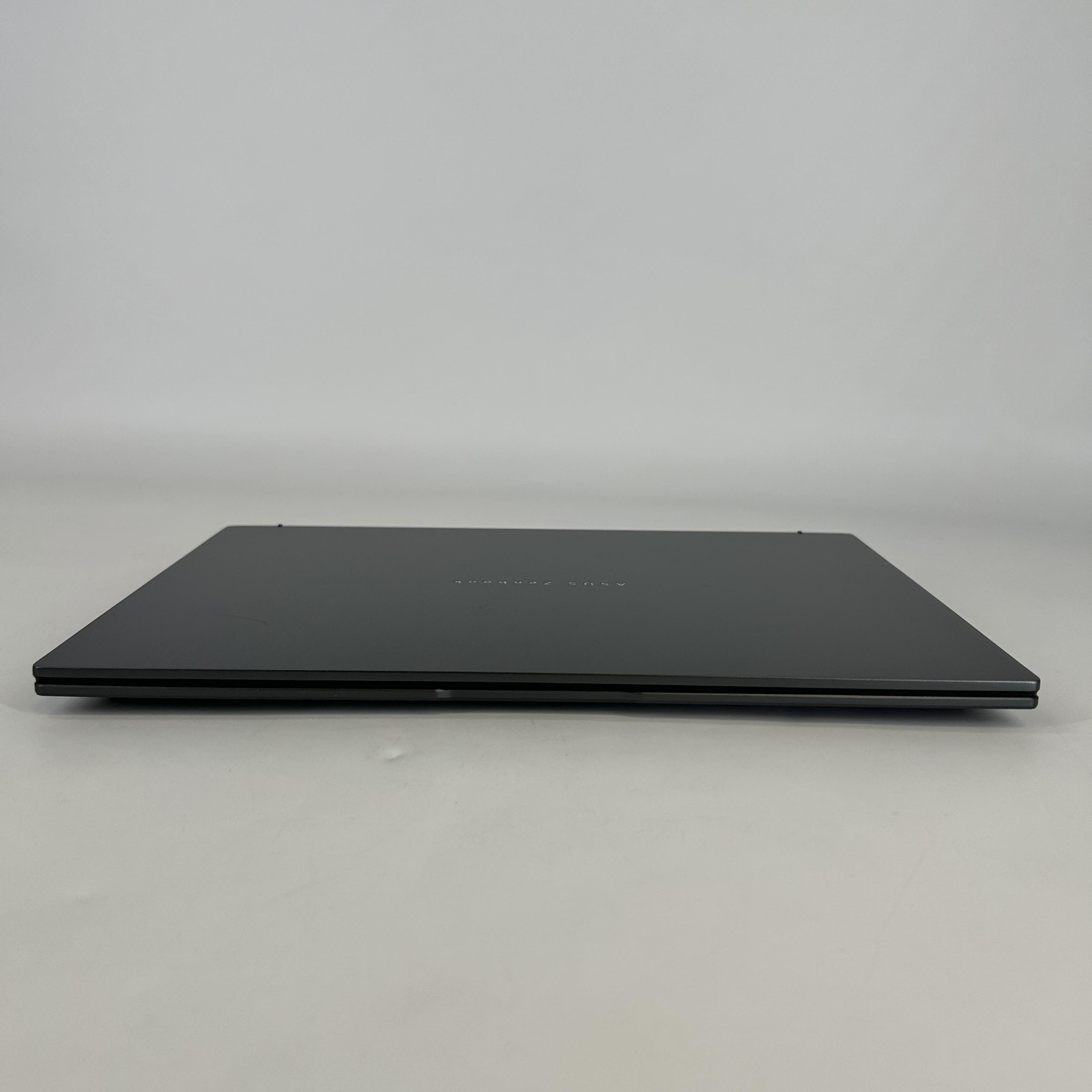 Asus Zenbook 14 FHD+ TOUCH 2.0 GHz Ultra 7 255H 16GB 512GB SSD Excellent