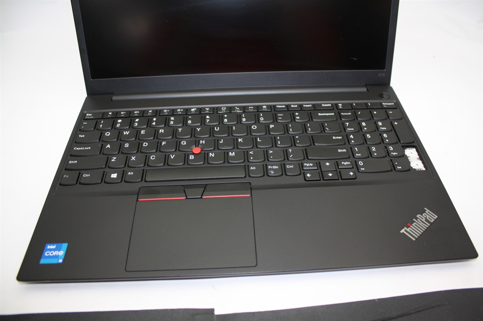 15.6″Lenovo ThinkPad E15 Gen 2 i5-1135G7 2.40GHz RAM 8GB NVMe 256GB/Missing Key