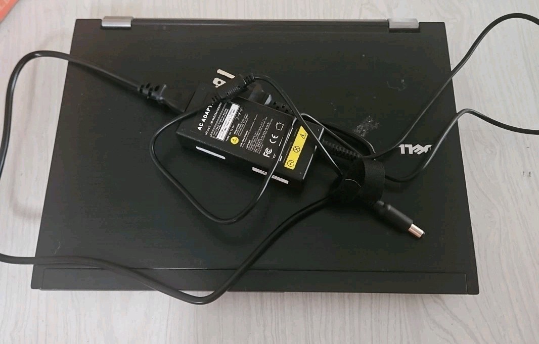Dell Latitude Notebook PC E6400 With Charger. See Description