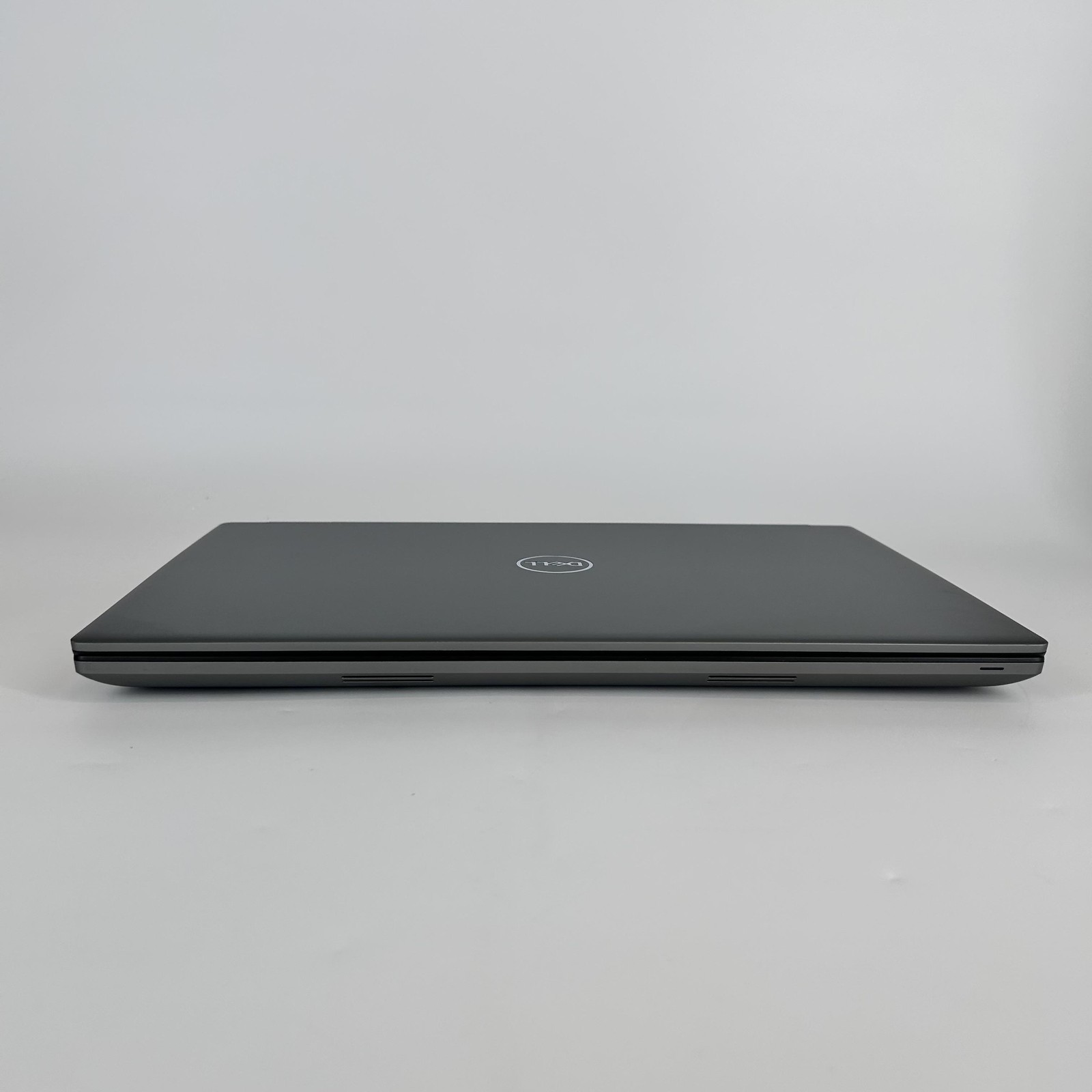 Dell Precision 7780 17.3 FHD 2.1 GHz i7-13850HX 16GB 1TB SSD RTX 4090 Very Good