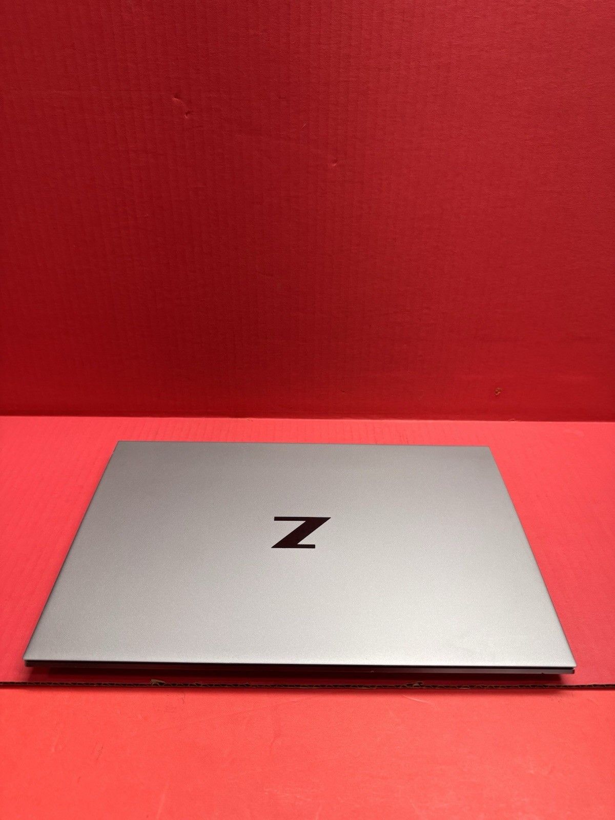 HP ZBOOK Studio 15.6” G8 Mobile Workstation 11th i7 11850H 2.5GHz 32GB RAM 1TB