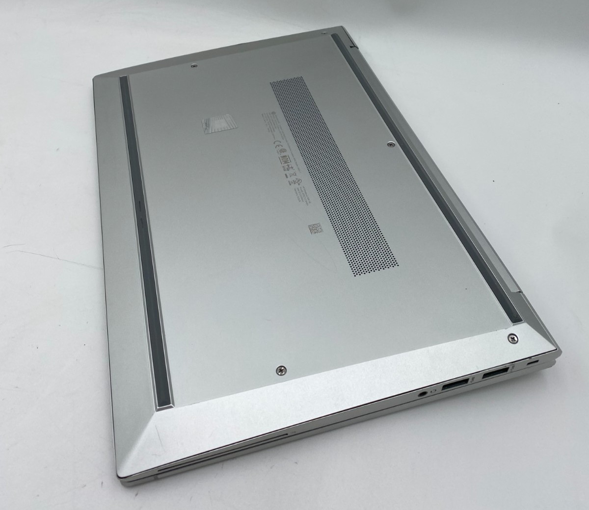 HP Elitebook 830 G5 13.3” I7-8650U 1.90GHz 512SSD 16GB DDR4 SILVER /FAIR-SEE DC