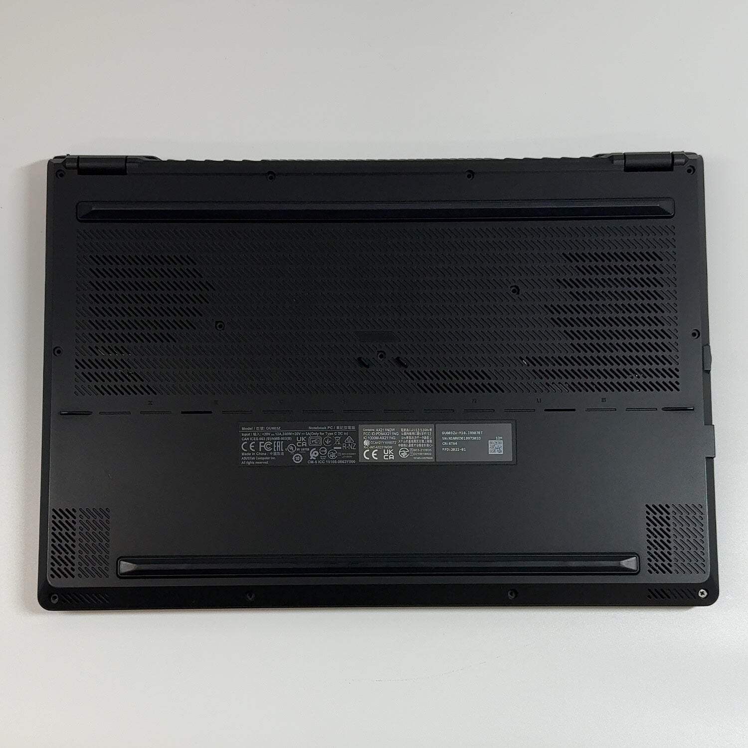 Asus ROG Zephyrus M16 GU603ZW 16″ i9-12900H 16GB RAM 512GB GeForce RTX 3070 Ti