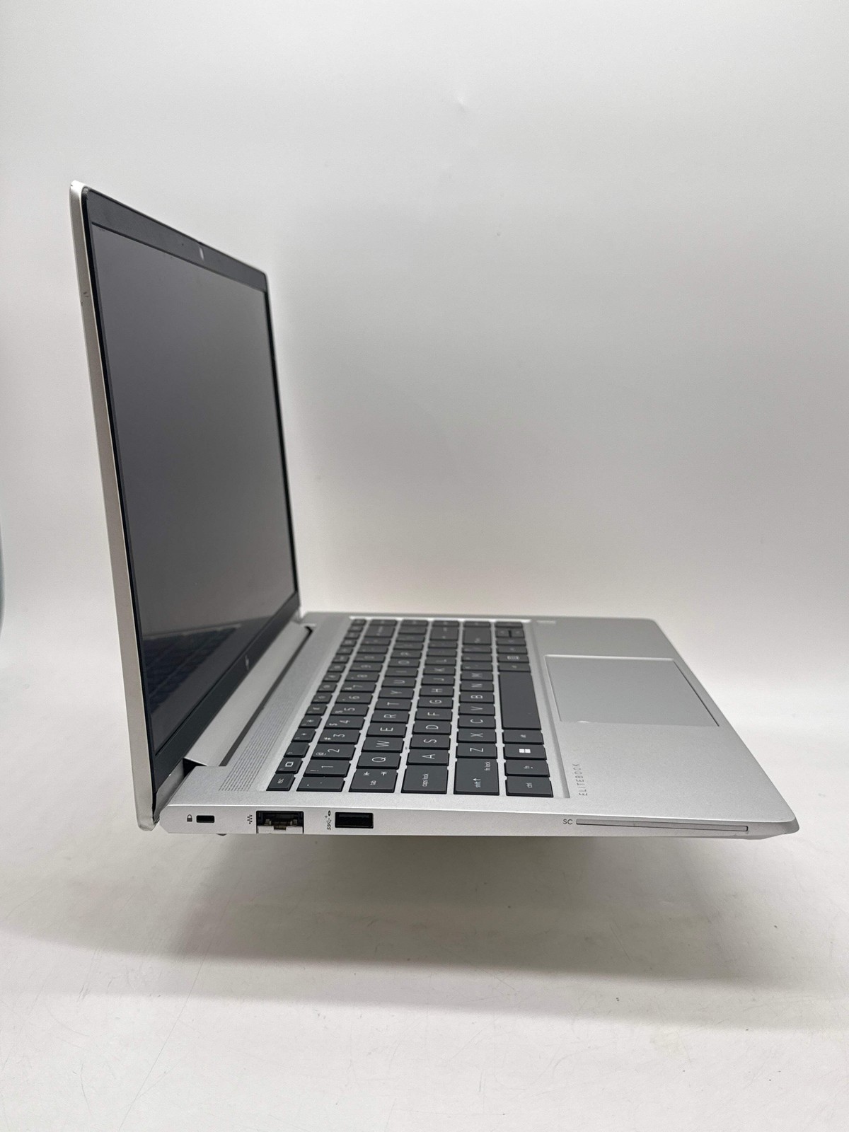 HP EliteBook 640 G10 Silver Core i5-133U Vpro 256 GB SSD 8 GB RAM *FOR PARTS*