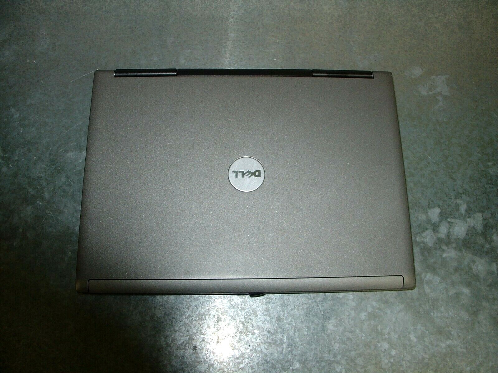 Dell Latitude D830 No Ram/HDD/Batt/PS For Parts Only