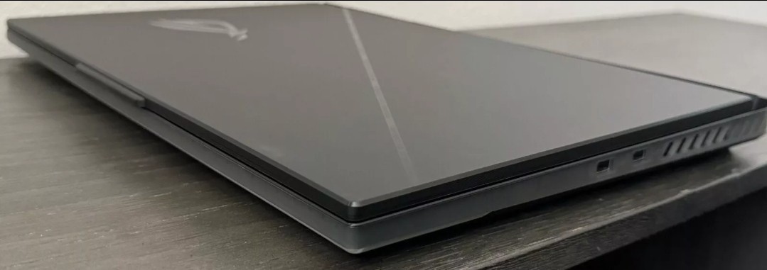 Asus SCAR 18! RTX 4080 i9-14900HX 32GB 1TB XCELLENT SHAPE!! GREAT DISPLAY