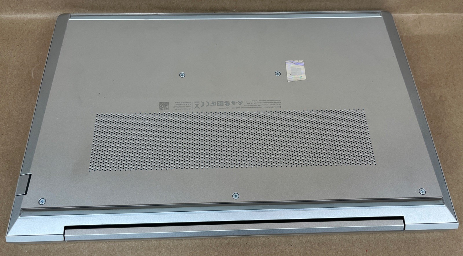 HP Probook 440 G8, Intel i5-1135G7 @2.40GHz, 16GB RAM, 512GB SSD, W11P *READ*