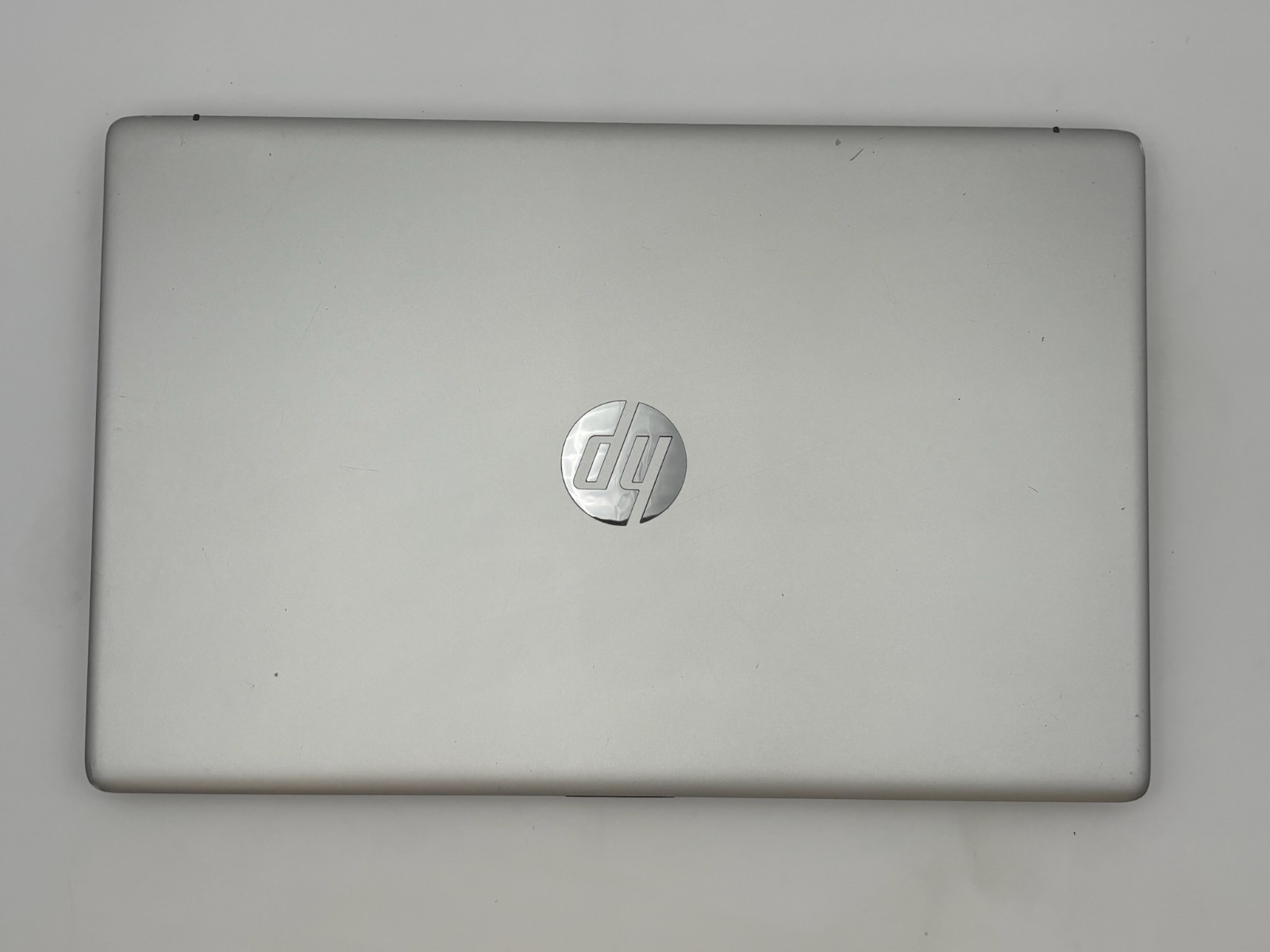HP Laptop 17-cn2983dx 17.3″ 256 GB SSD 8 GB RAM i3-1215U Windows 11 Home