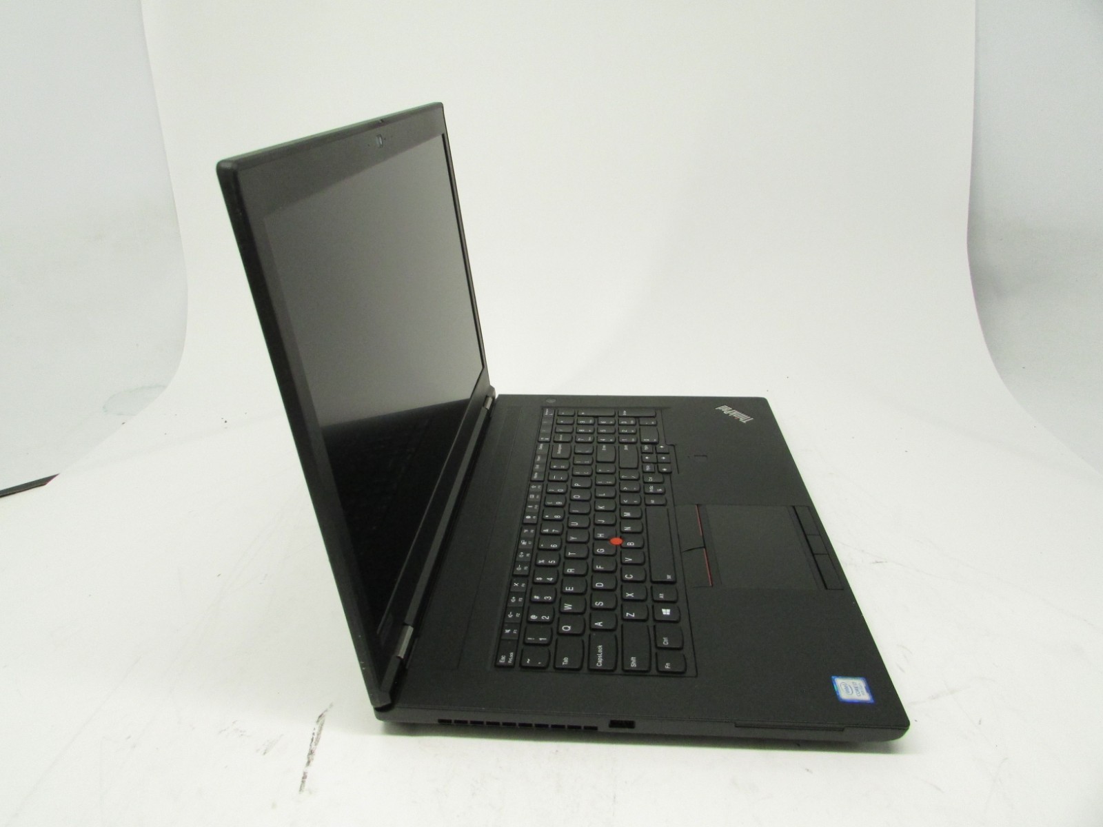 Lenovo ThinkPad P73 17.3″ i7-9750H 16GB RAM 512GB SSD Win 11 Home No AC T2000